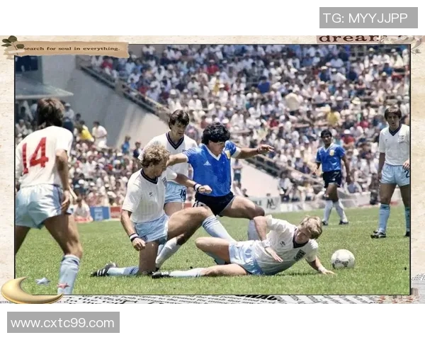 光头足球明星的传奇故事与他们的辉煌成就揭秘